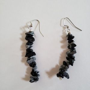 Precious stone earrings